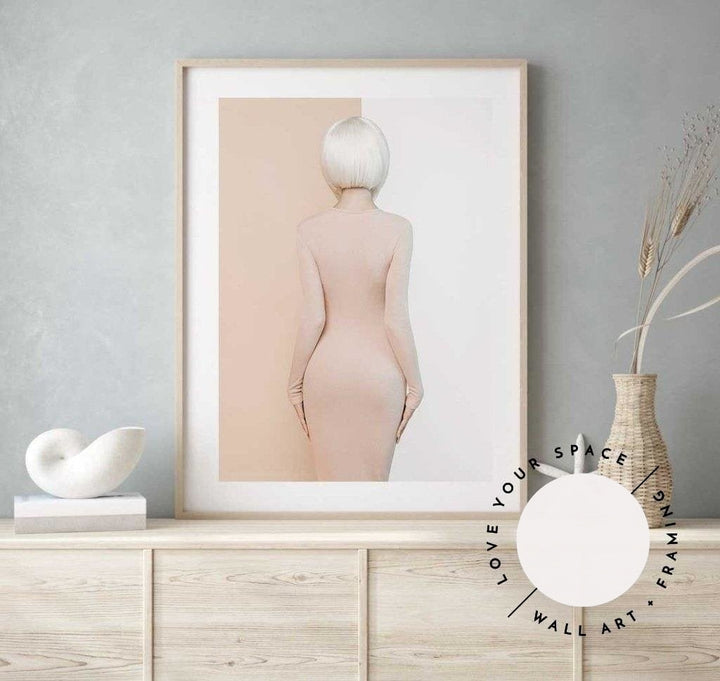 Peach Curves - Love Your Space